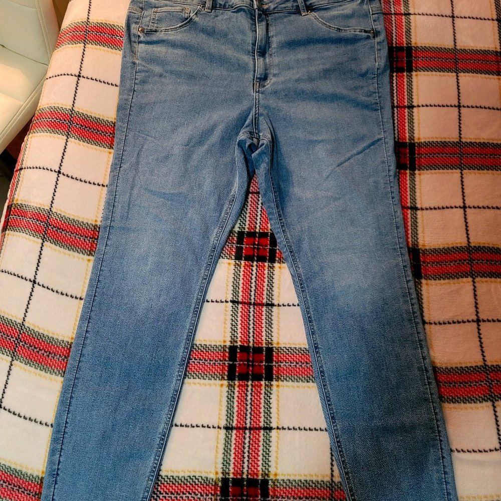 Curvy Ultra High Jeggings